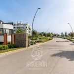 Higueronrentals Sweet Blue