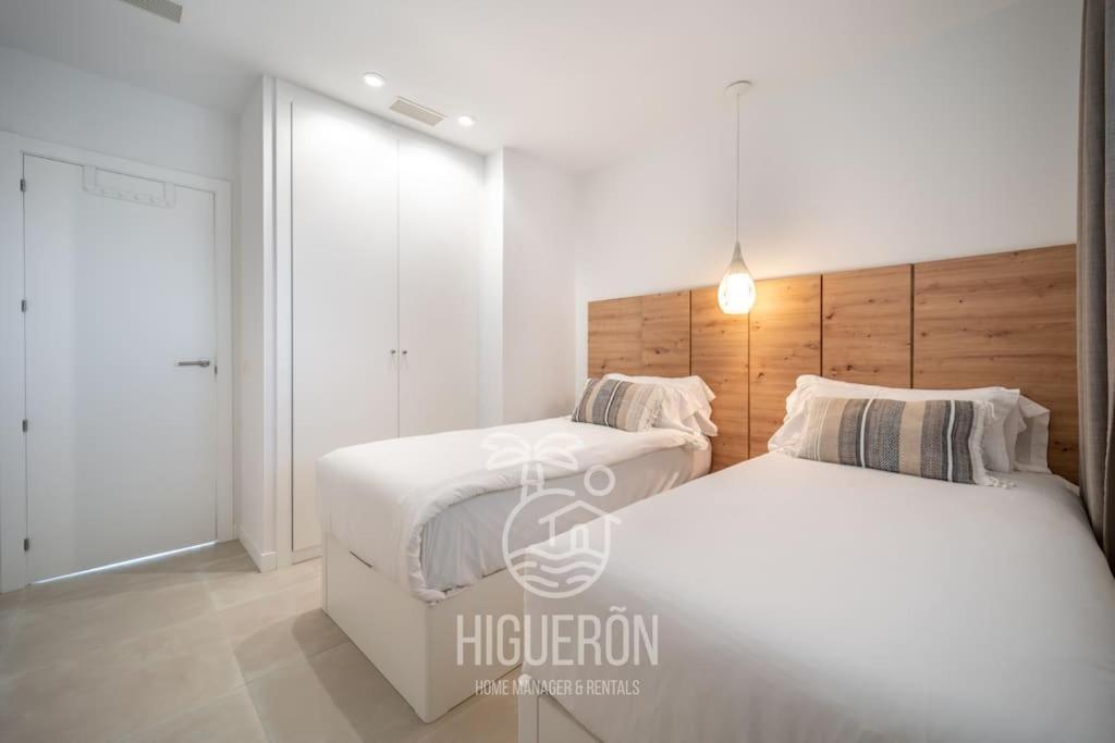 Higueronrentals Sweet Blue Apartment
